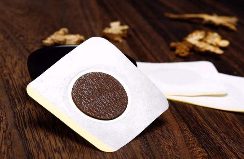 膏藥貼多久能見(jiàn)效？選對(duì)貼敷部位，規(guī)范使用有助于療效提升！